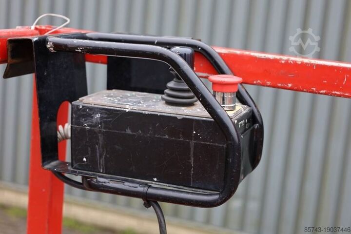 Scherenhebebühne Holland Lift Ecostar HL-11812 Electric, 14m Working Height, 300