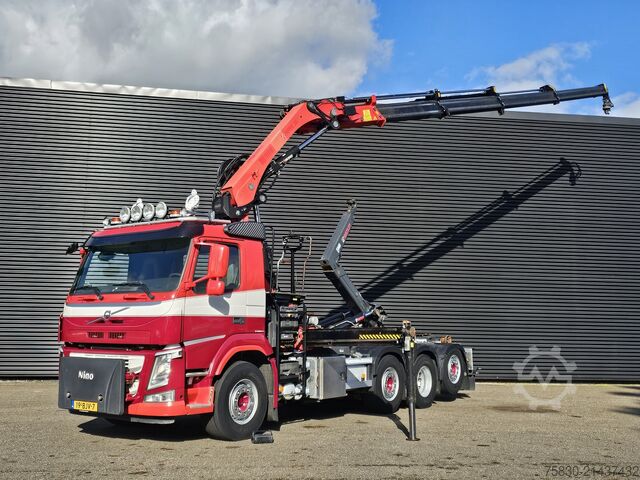 Crane truck Volvo FM 420 8x2 / HIAB HOOKLIFT + 30 t/m CRANE - KRAN