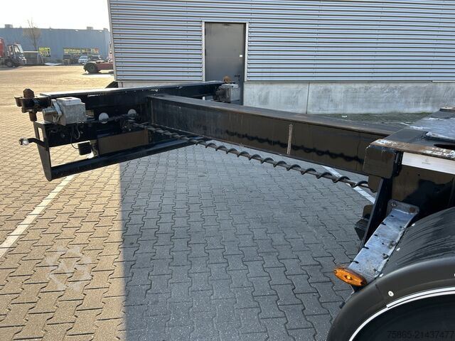 Container transport Renders Euro 800 / Multi Container Chassis / 20-30-40-4...