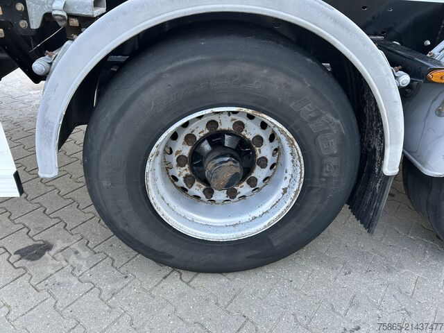 Container transport Renders Euro 800 / Multi Container Chassis / 20-30-40-4...