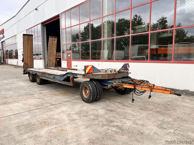 Tieflader Anhänger Müller-Mitteltal T3  3 Achs Tieflader mit ABS