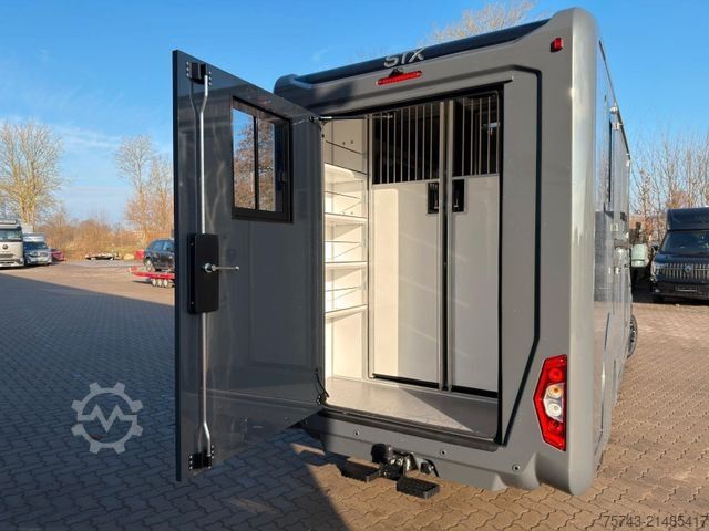 Livestock transporter RENAULT Master STX 5 Sitzer Haras ex. Lang Automatik