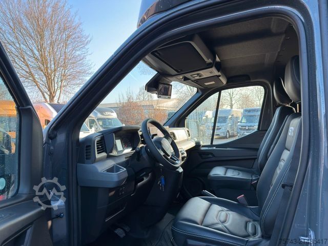 Livestock transporter RENAULT Master STX 5 Sitzer Haras ex. Lang Automatik