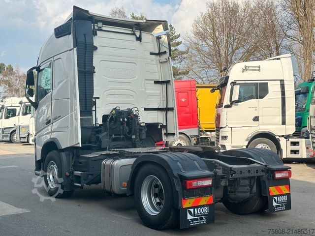 Standard tractor unit VOLVO FH460 2- Hydraulik PTO Globetrotter I-Park ACC