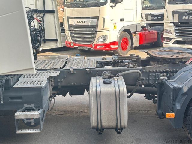 Standard tractor unit VOLVO FH460 2- Hydraulik PTO Globetrotter I-Park ACC