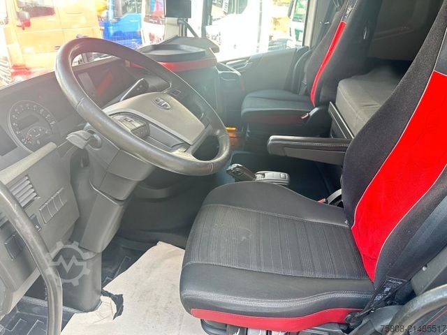 Standard tractor unit VOLVO FH460 2- Hydraulik PTO Globetrotter I-Park ACC