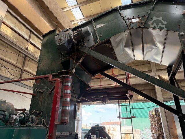 Kettengurtförderband Avermann KGS GB1500