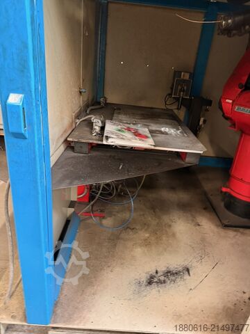 Schweißroboterzelle Reis Robotics SRV6-C