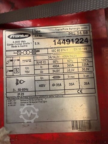 Schweißroboterzelle Reis Robotics SRV6-C