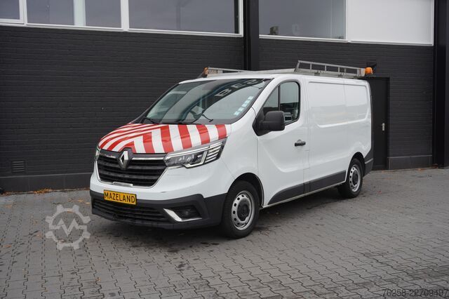 Delivery van Renault Trafic 2.0 Blue dCi 130PK EURO 6 - Airco - Navi...