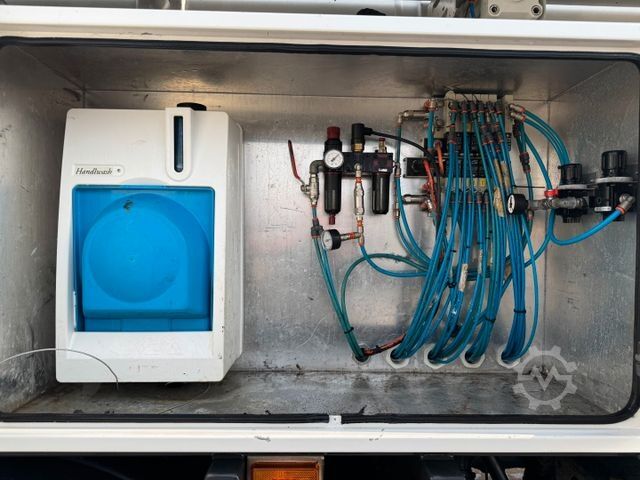 Saugwagen SCANIA P320 4x2 Hvidtved Larsen 7000 L Kombi