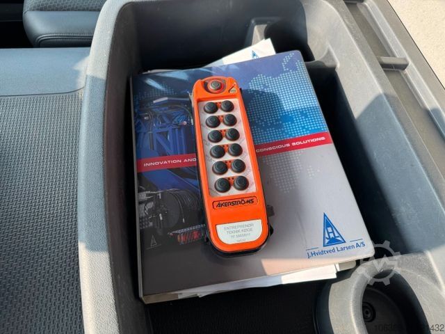 Saugwagen SCANIA P320 4x2 Hvidtved Larsen 7000 L Kombi