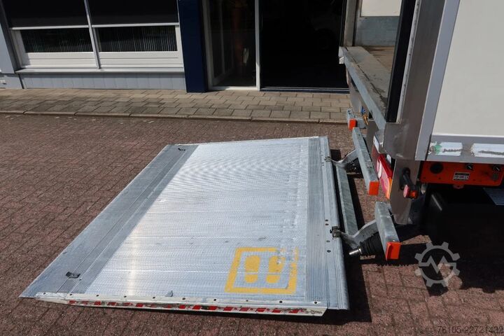 Box body DAF CF 260 Bak+Klep Dhollandia 2000 kg