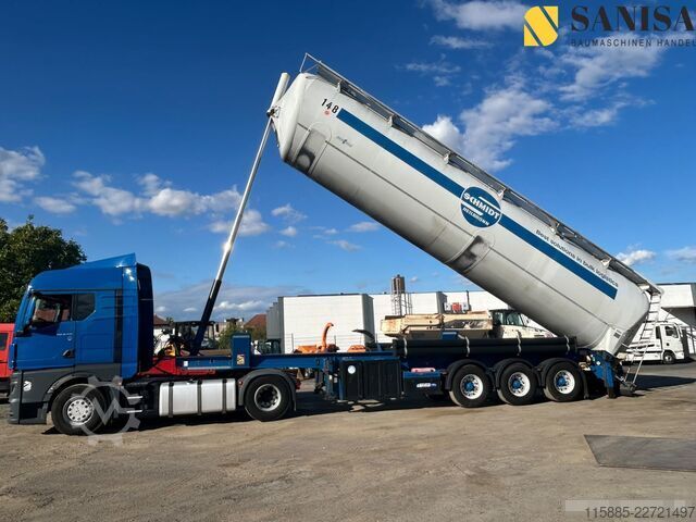 Silo semitrailer Spitzer SK 2760 CAL/Silo-Sattelauflieger/60000 L