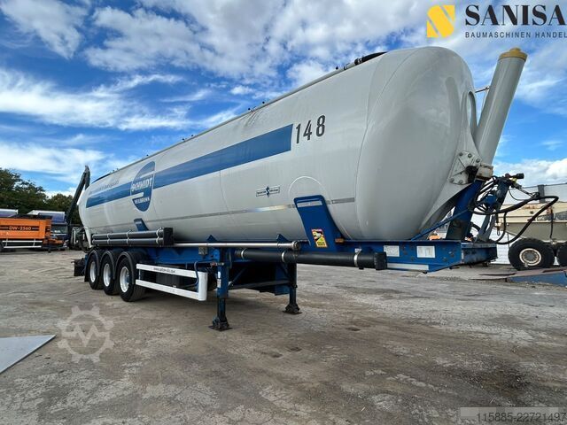 Silo semitrailer Spitzer SK 2760 CAL/Silo-Sattelauflieger/60000 L