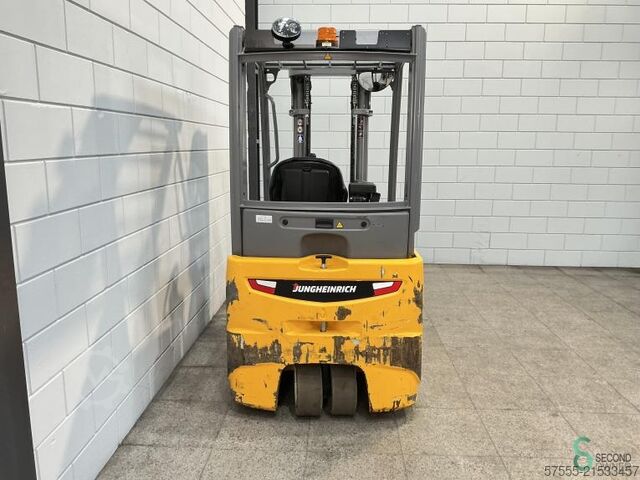 Gabelstapler Jungheinrich EFG 218