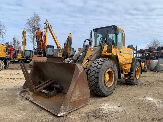 Radlader Volvo L120B