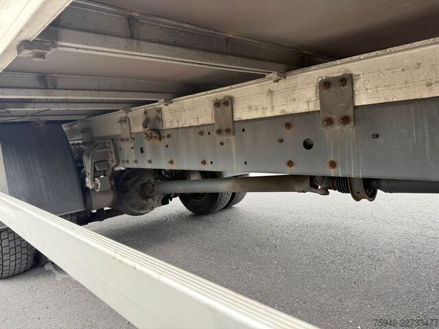 Transporter mit Pritsche & Plane DAF LF 220 FA KLIMA BLATT/LUFT 7,3m KAMERA