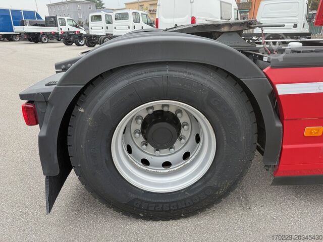 Standard road tractor VOLVO FH 500