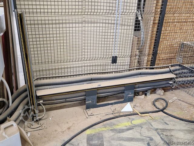 Bearbeitungszentrum BIESSE Rover A 1632