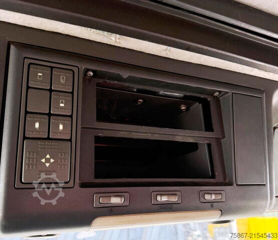 LKW mit Pritsche (offen) IVECO EUROCARGO120E18