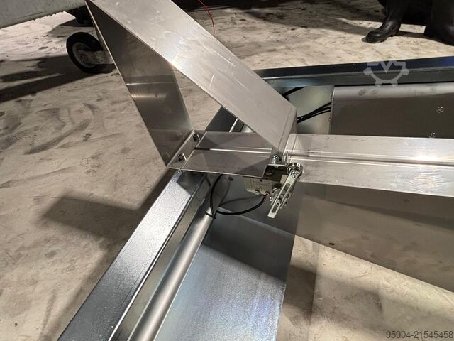 Halbautomatische Kartonaufrichtmaschine New - Soco Box Erector F-100-5