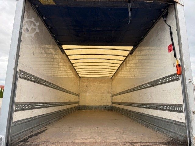 Box truck IVECO ML160E25/P E6C Klima Koffer 8,49 mtr.