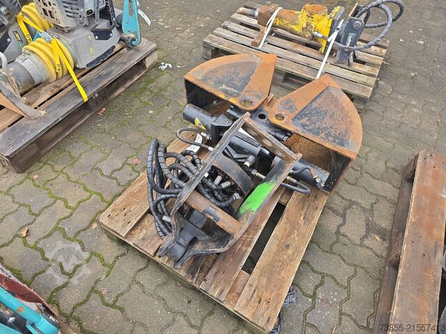 Greifer Package 1x Kinshofer C03H-30 (2018); 1x Kinshofer TL 1000 mm KSW 21 (2017)