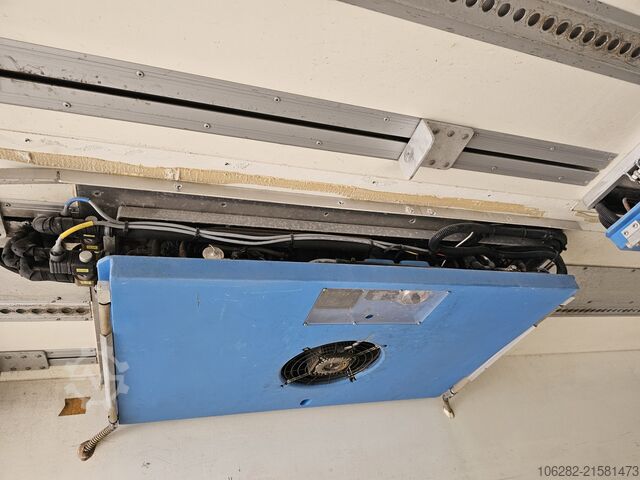 Kühlkoffer-LKW Volvo FM330 Multizone Lenk u. Kühlkoffer