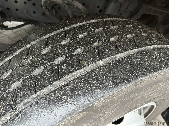 Standard tractor Mercedes-Benz Actros 2542 Gigaspace 6x2 / 429 dkm / NL Truck ...