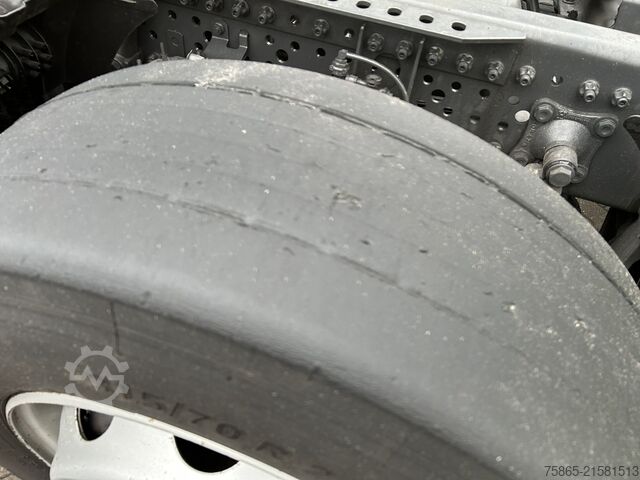 Standard tractor Mercedes-Benz Actros 2542 Gigaspace 6x2 / 429 dkm / NL Truck ...