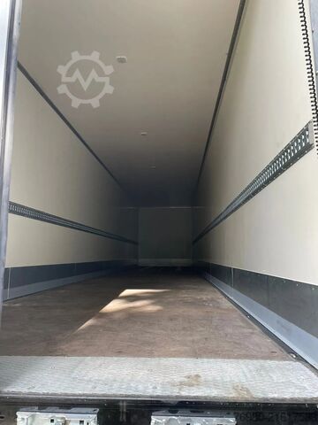 Suitcase REISTREYLER Box trailer 13,60 3-assig met D'hollandia klep ...