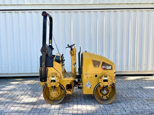 Single drum roller CATERPILLAR CB1.7 / 2019 BJ / 430 Stunden