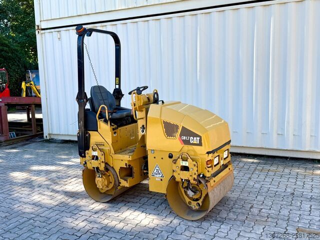 Single drum roller CATERPILLAR CB1.7 / 2019 BJ / 430 Stunden