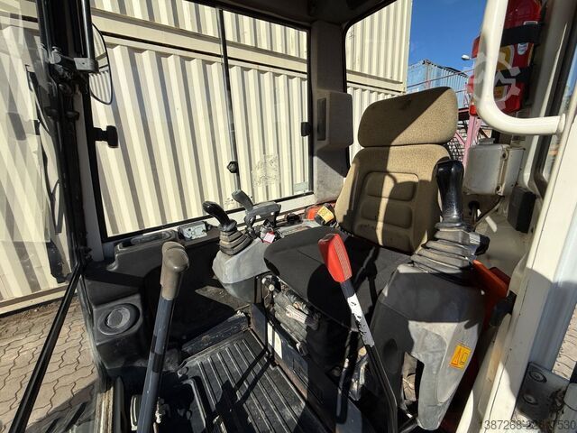 Mini excavator KUBOTA KX71-4 / 2012 BJ / 4 x Löffel