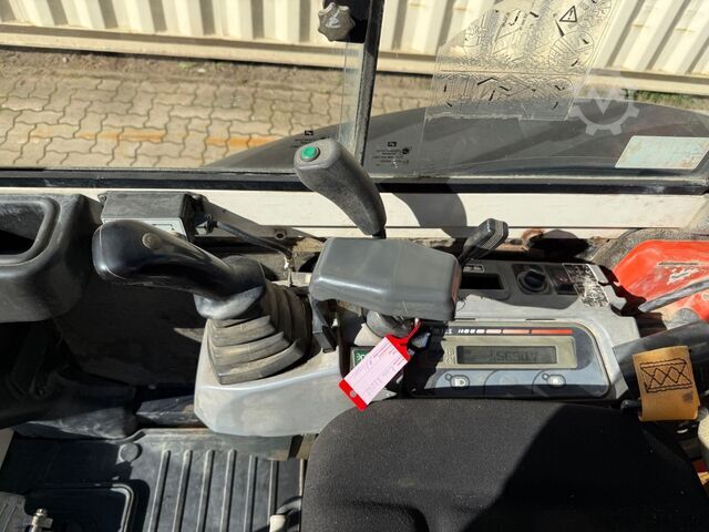 Mini excavator KUBOTA KX71-4 / 2012 BJ / 4 x Löffel