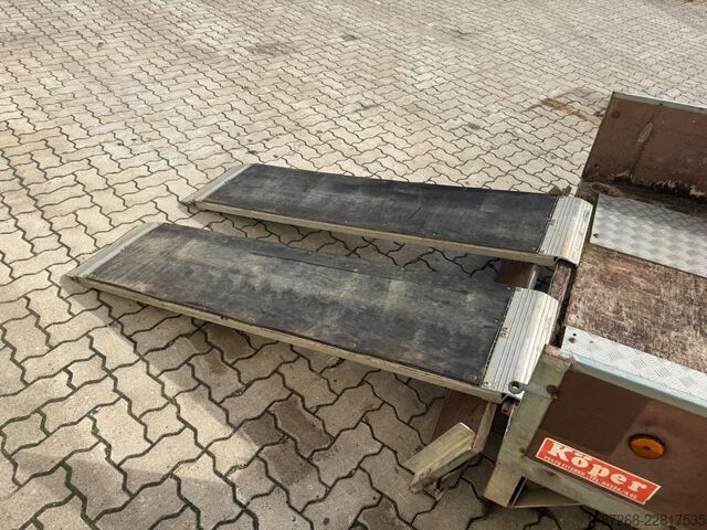 Car trailer  Köper Anhänger mit Verladerampen / TÜV 01/28
