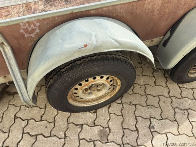 Car trailer  Köper Anhänger mit Verladerampen / TÜV 01/28
