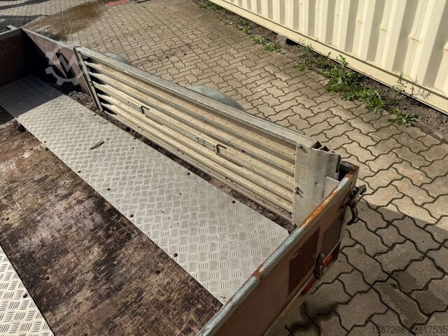 Car trailer  Köper Anhänger mit Verladerampen / TÜV 01/28