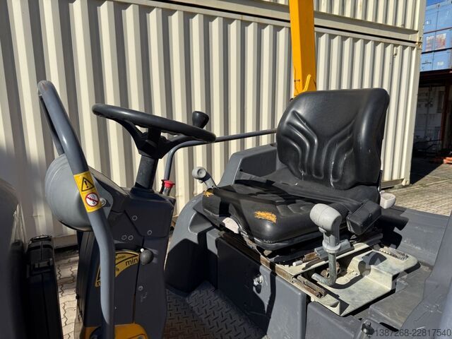 Single drum roller HAMM HD14VV / 2016 BJ / 1.764 H