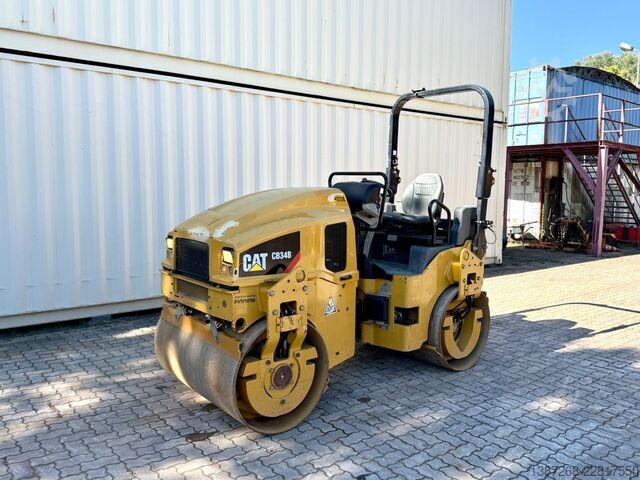 Walzenzug CATERPILLAR CB34B / 2018 BJ / 948 Stunden / 4.3 Tonnen