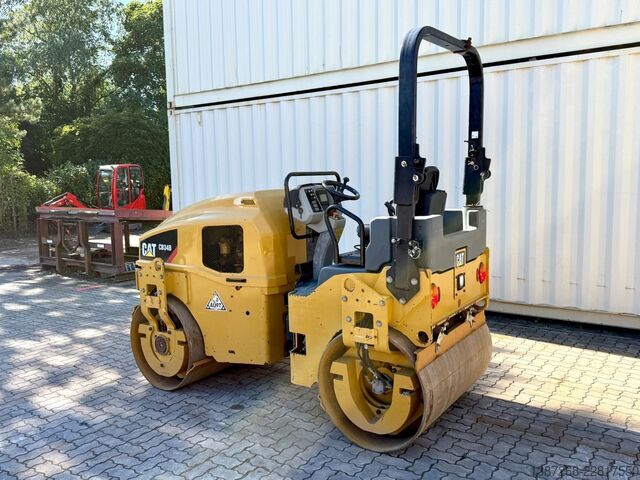 Walzenzug CATERPILLAR CB34B / 2018 BJ / 948 Stunden / 4.3 Tonnen