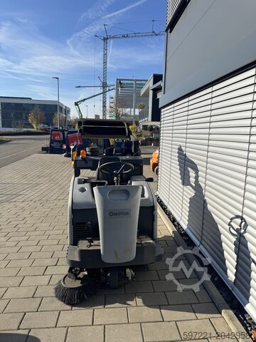 Ride On Sweeper Nilfisk SW 4000 Aufsitzkehrmaschine