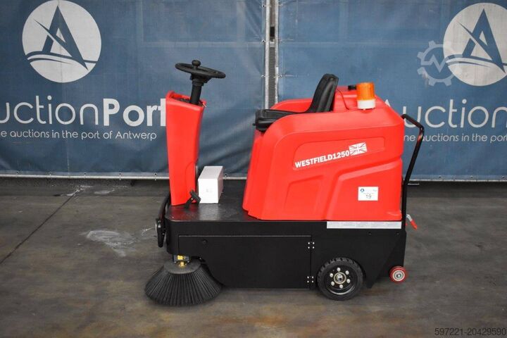 Aufsitzkehrmaschine [div] Westfield W-1250 (Schorr) Aufsitzkehrmaschine Neugerät