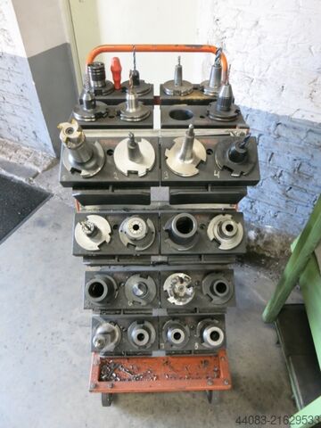 Werkzeugwechselwagen TUL KELCH fahrbar