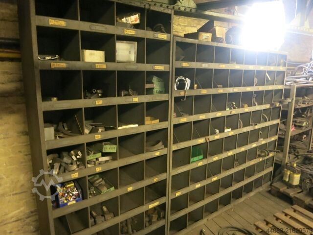 Regalsysteme  2 Stueck