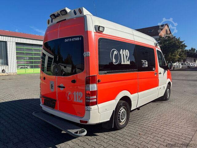 Feuerwehrfahrzeug MERCEDES-BENZ Sprinter 316 / Trage Liege Rampe