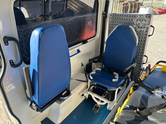 Feuerwehrfahrzeug MERCEDES-BENZ Sprinter 316 / Trage Liege Rampe