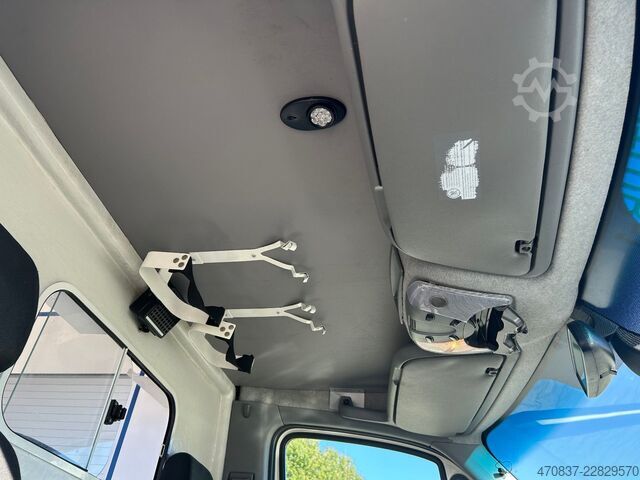 Feuerwehrfahrzeug MERCEDES-BENZ Sprinter 316 / Trage Liege Rampe