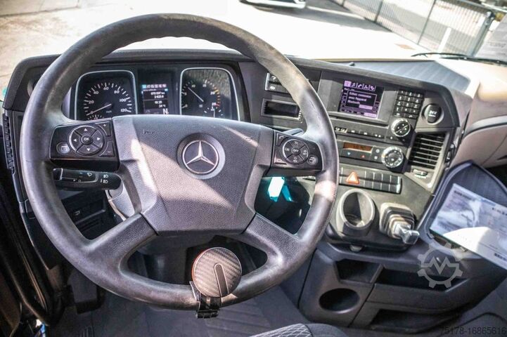 Standard tractor MERCEDES ACTROS 1848 LS